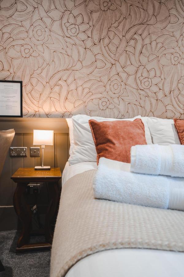 Harper'S Steakhouse With Rooms, Southampton Swanwick Marina Lower Swanwick Buitenkant foto